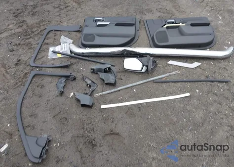 2017 Chevrolet Silverado 1500 1Lt z USA, uszkodzony, nr VIN 3GCPCREC3HG481687